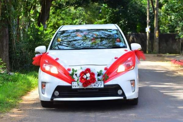 Y. S   Wedding car